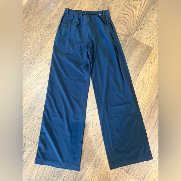 Vuori Villa Trouser Ink Blue - Picture 3 of 8